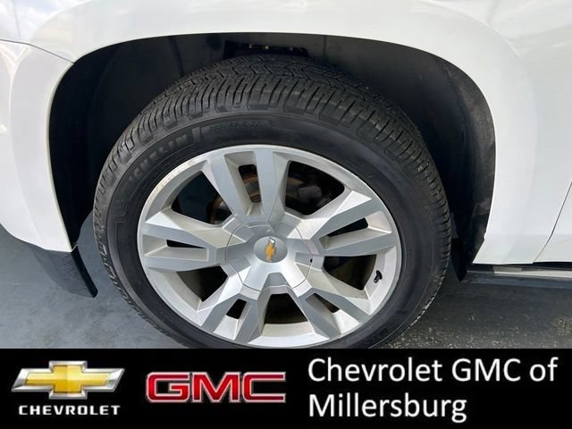 Used 2017 Chevrolet Suburban Premier AWD/4WD image 6