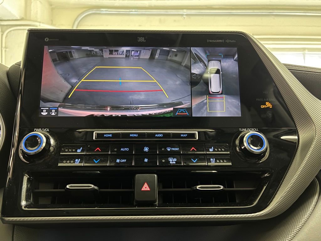 Used 2022 Toyota Highlander Platinum image 32