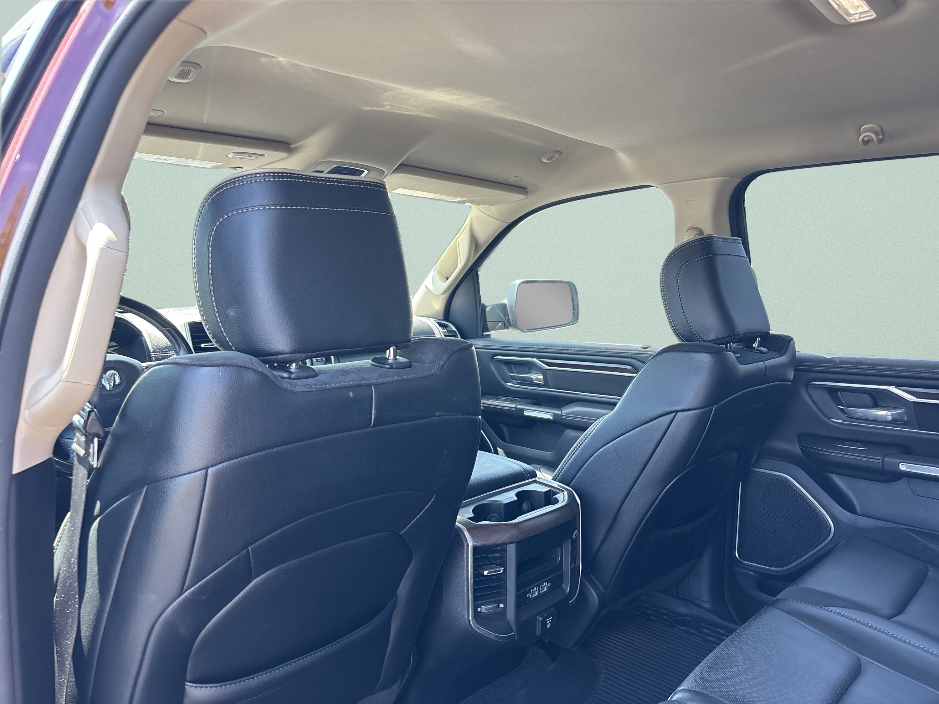 Used 2021 RAM 1500 Laramie AWD/4WD image 16