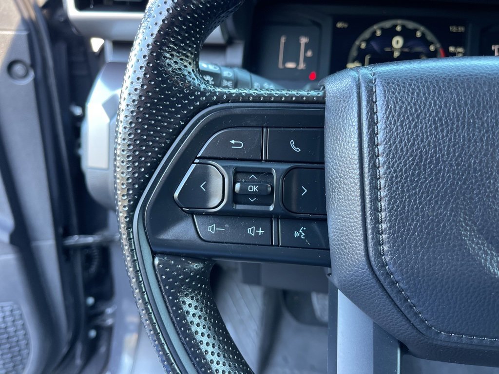 Used 2025 Toyota Tacoma SR5 image 17