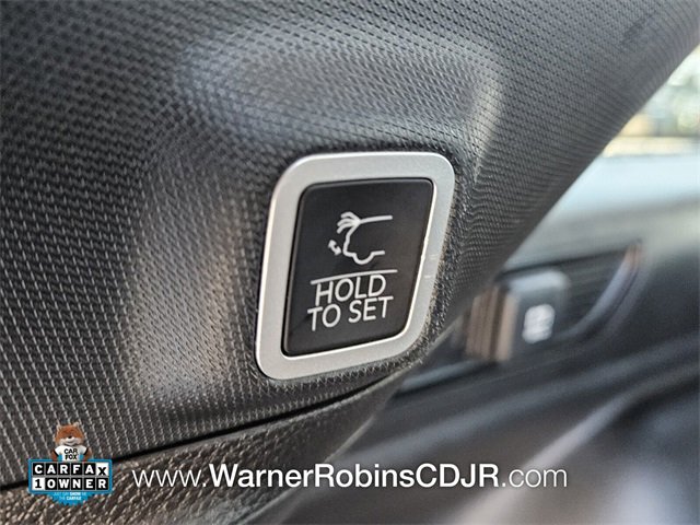 Used 2024 Jeep Grand Cherokee Altitude image 13