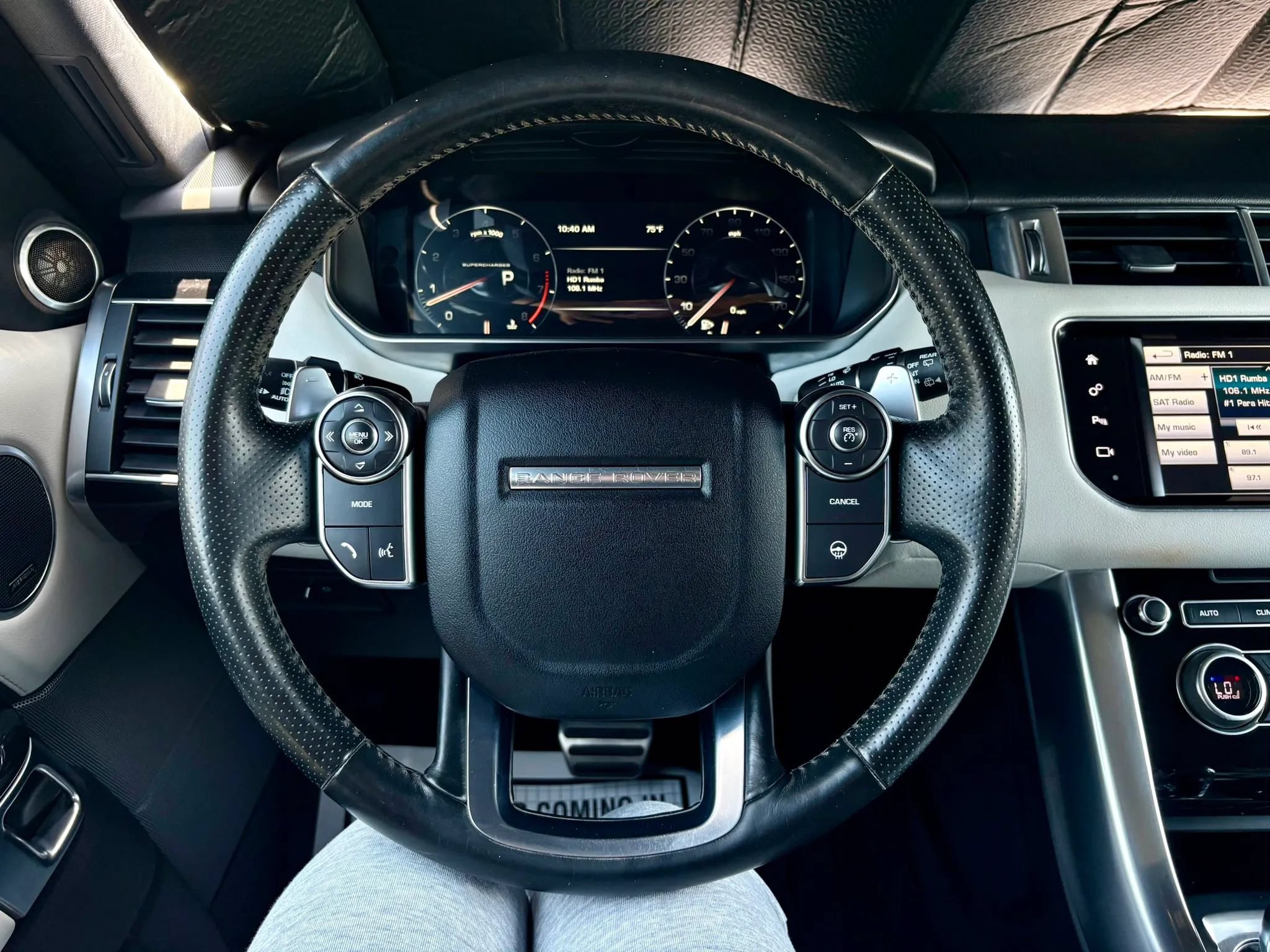 Used 2016 Land Rover Range Rover Sport Supercharged AWD/4WD image 33