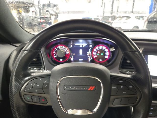 Used 2020 Dodge Challenger SXT w/ Blacktop Package image 17
