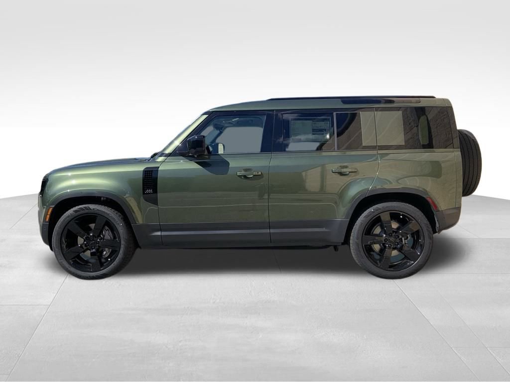 New 2026 Land Rover Defender 110 S image 4
