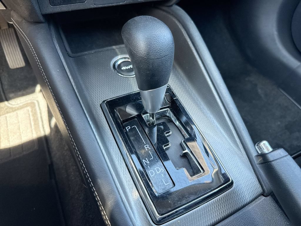 Used 2024 Mitsubishi Outlander Sport ES AWD/4WD image 17