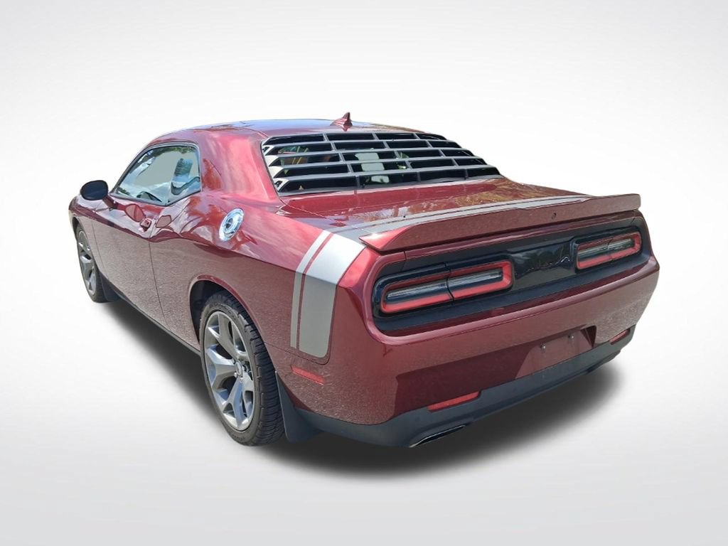 Used 2017 Dodge Challenger R/T w/ Sound Group RWD image 10