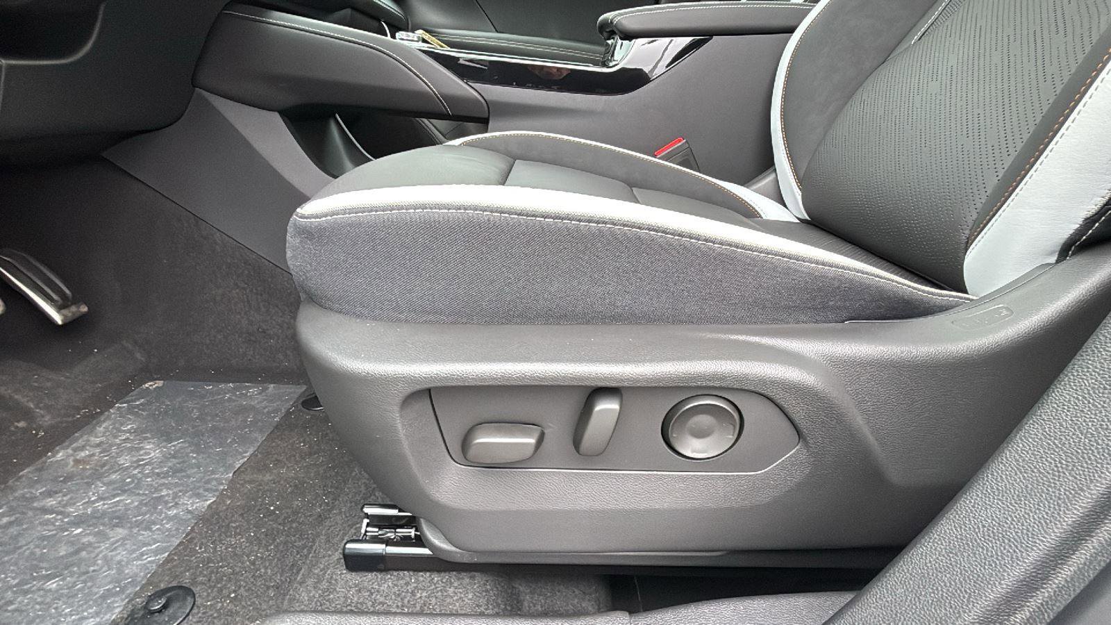 New 2026 Buick Envision Sport Touring image 20