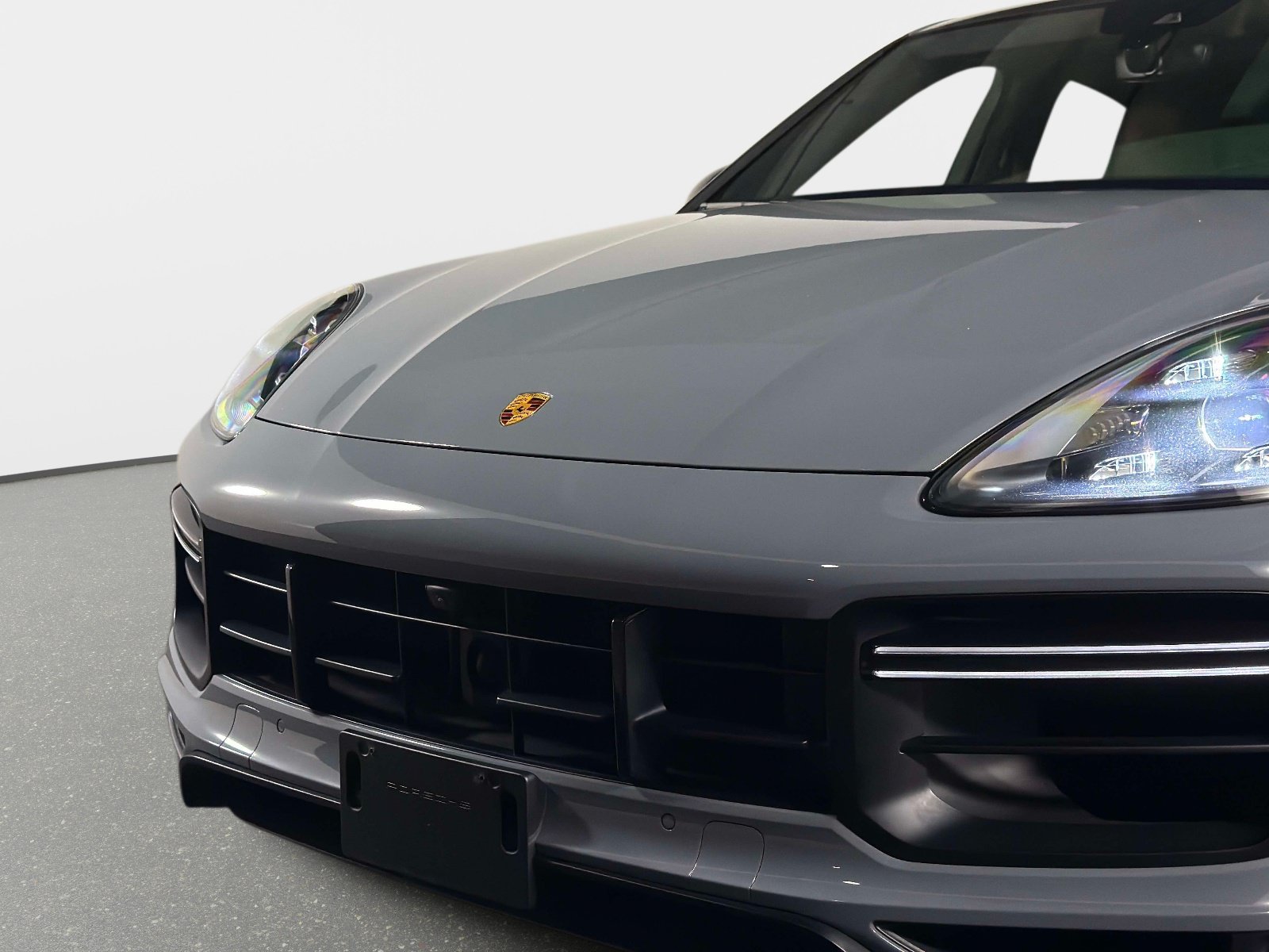 Used 2023 Porsche Cayenne Turbo GT AWD/4WD image 11