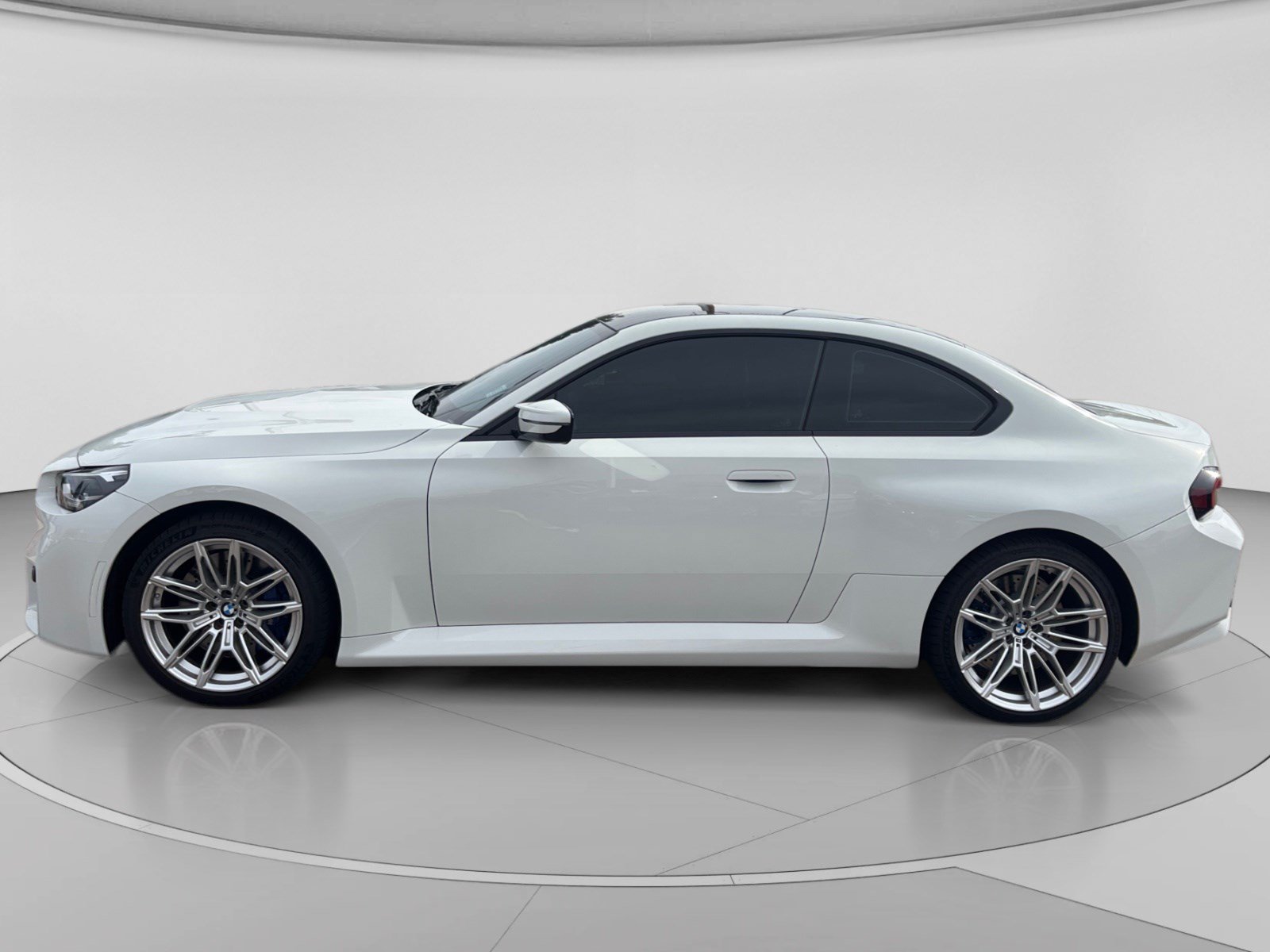 Used 2025 BMW M2 w/ Carbon Package RWD image 2