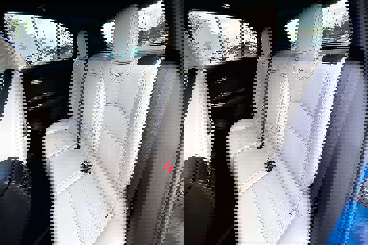 Used 2019 Cadillac XT4 Sport FWD image 19