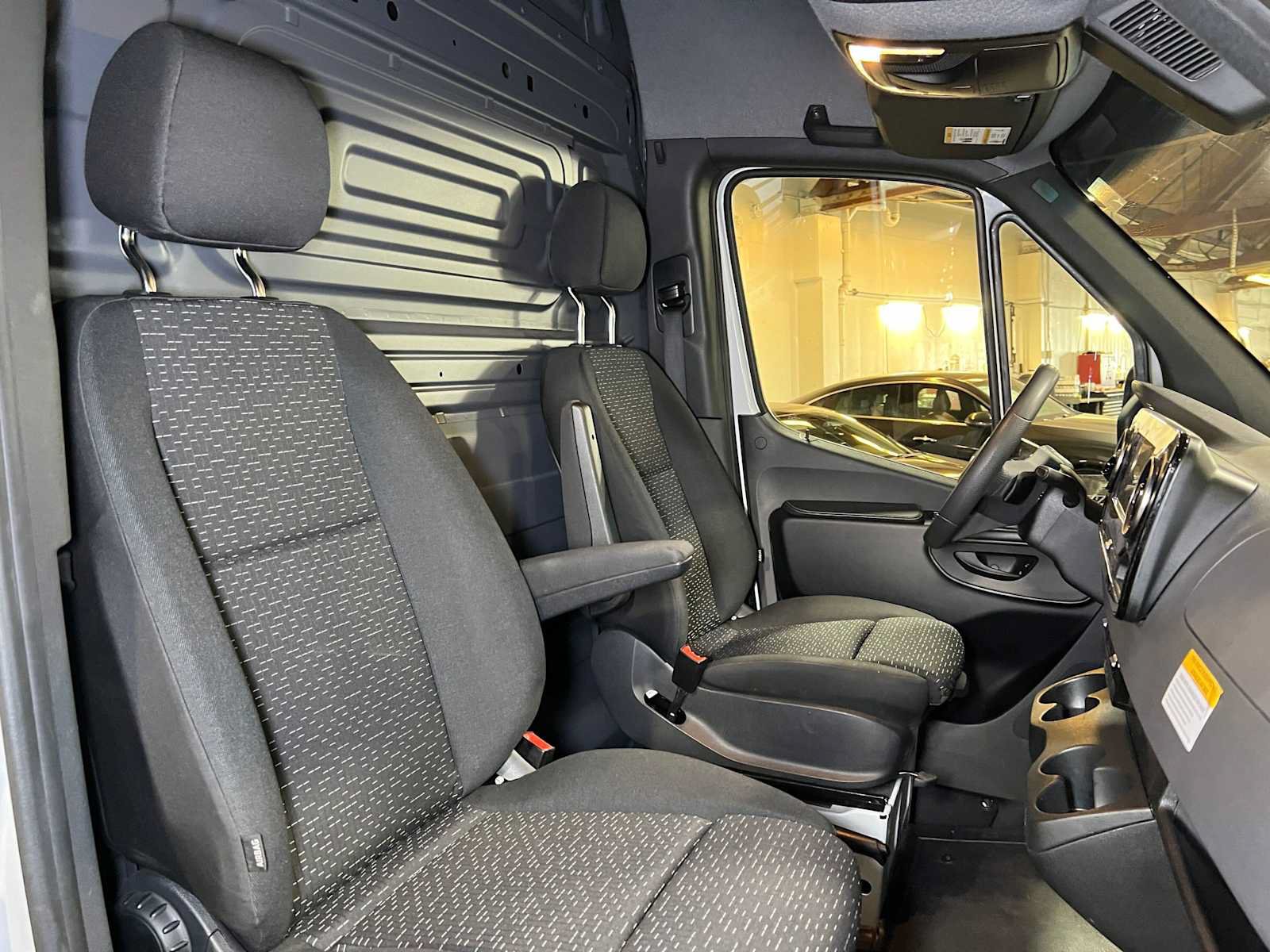 Used 2026 Mercedes-Benz Sprinter 2500 image 13
