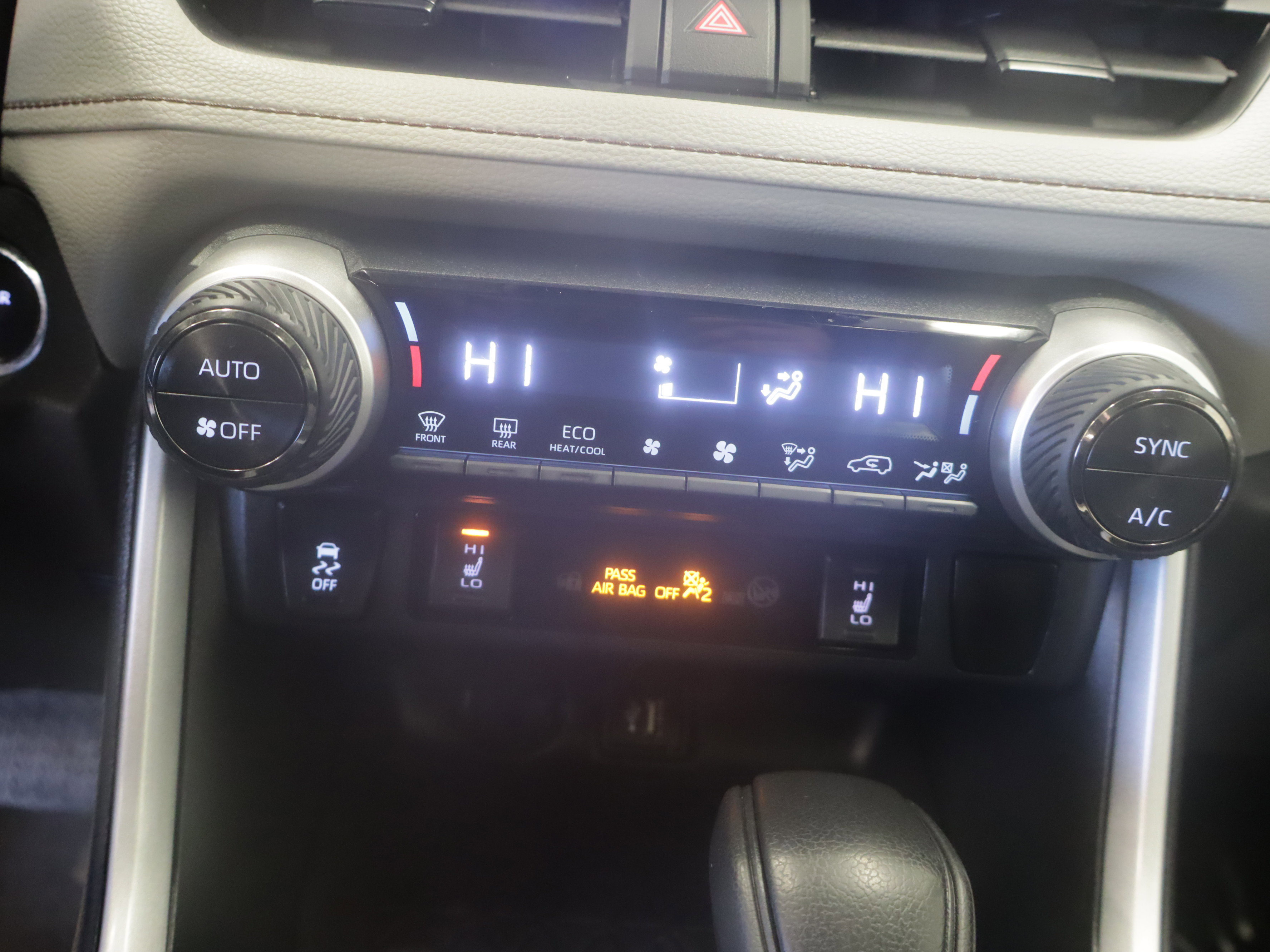 Certified 2024 Toyota RAV4 XLE w/ Convenience Package image 8