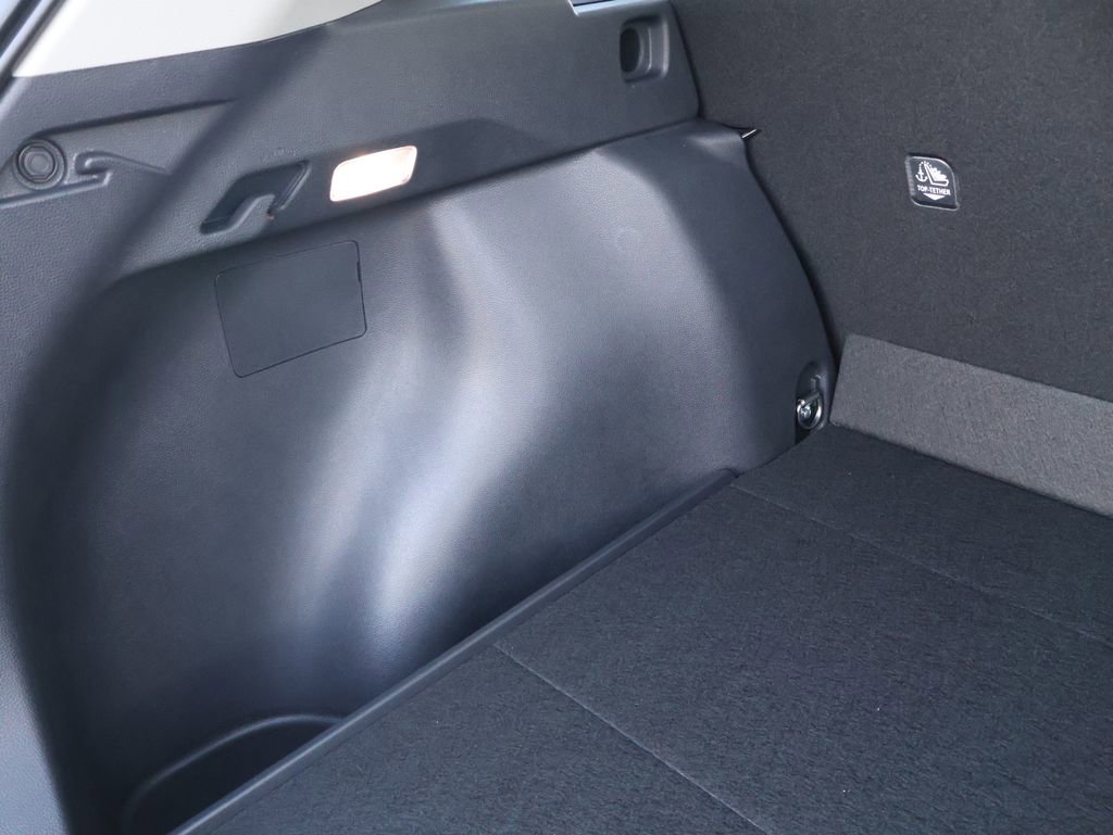 New 2026 Toyota Corolla Cross L image 31