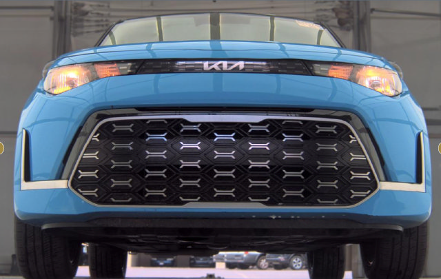 Used 2023 Kia Soul GT-Line FWD image 3