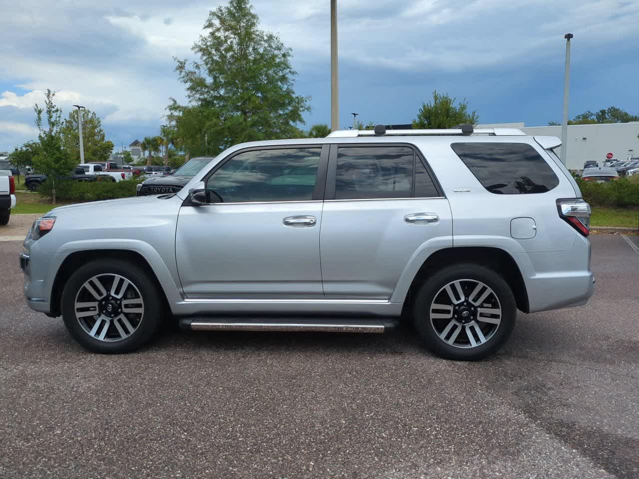 Certified 2021 Toyota 4Runner Limited RWD image 3