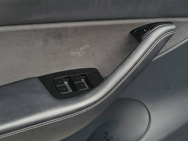 Used 2020 Tesla Model Y Long Range AWD/4WD image 17