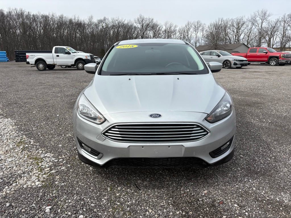 Used 2018 Ford Focus SE w/ SE Appearance Package image 8