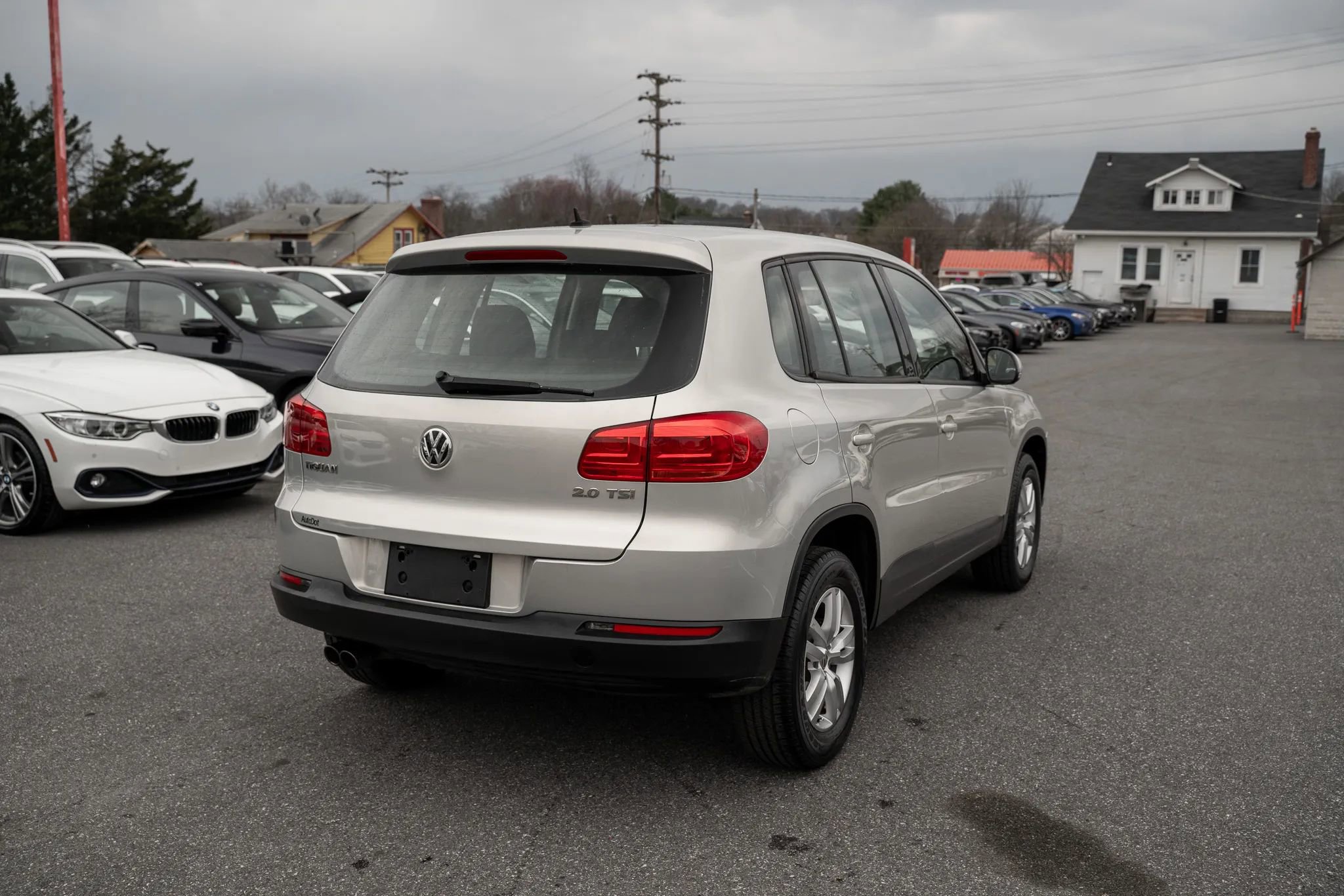 Used 2013 Volkswagen Tiguan S image 3