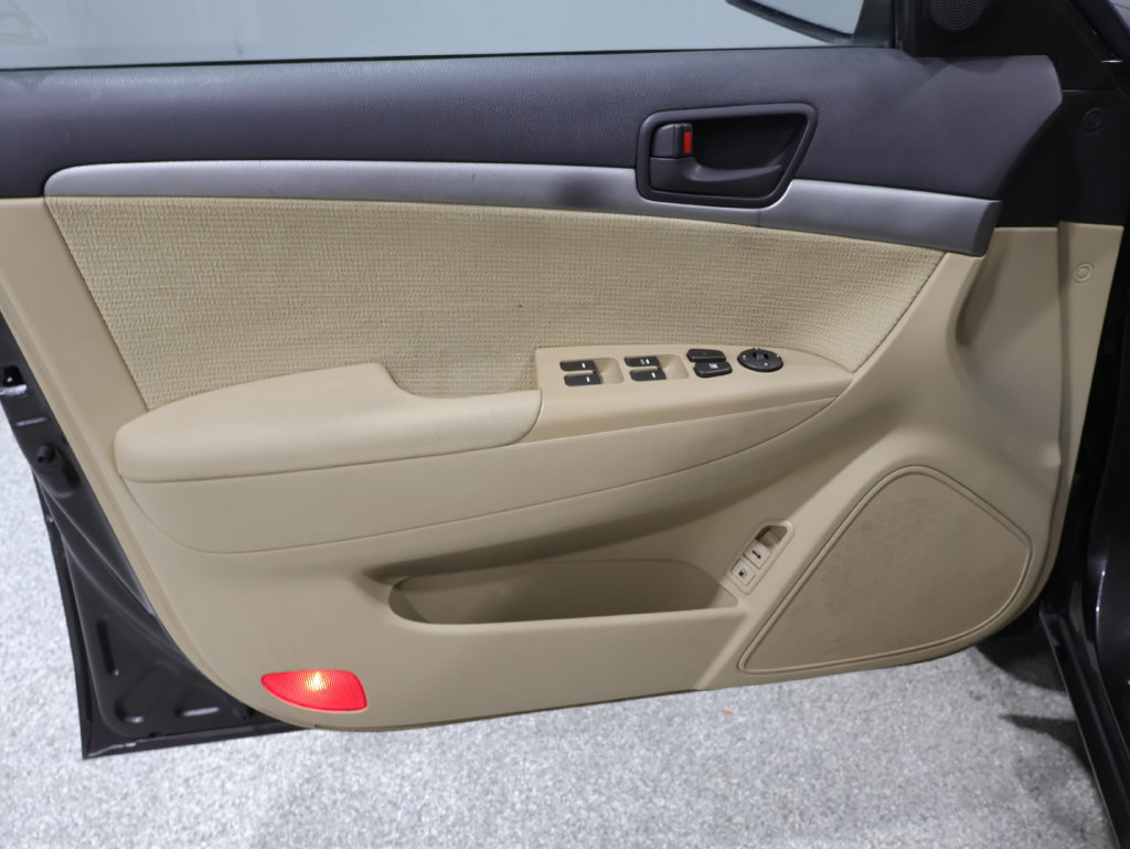 Used 2009 Hyundai Sonata GLS FWD image 12