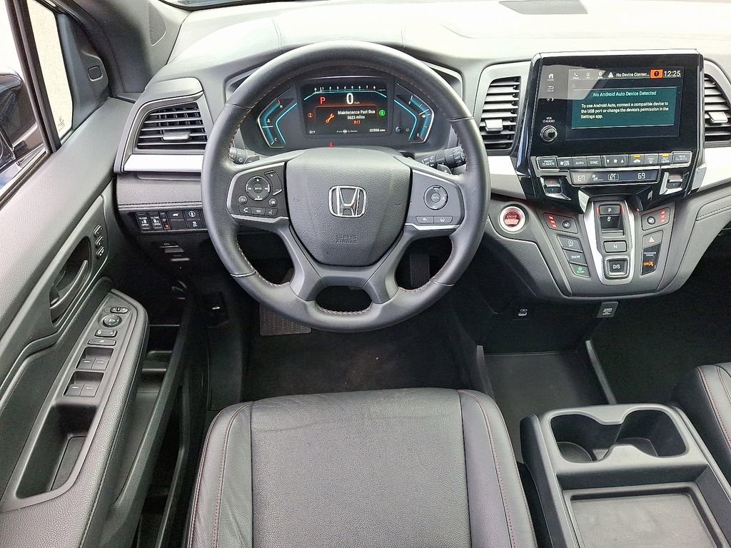 Used 2023 Honda Odyssey Sport image 11