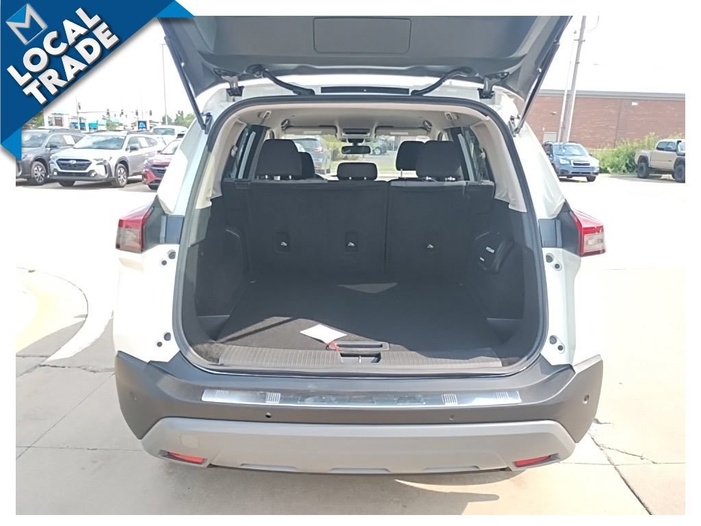 Used 2023 Nissan Rogue SV FWD image 26