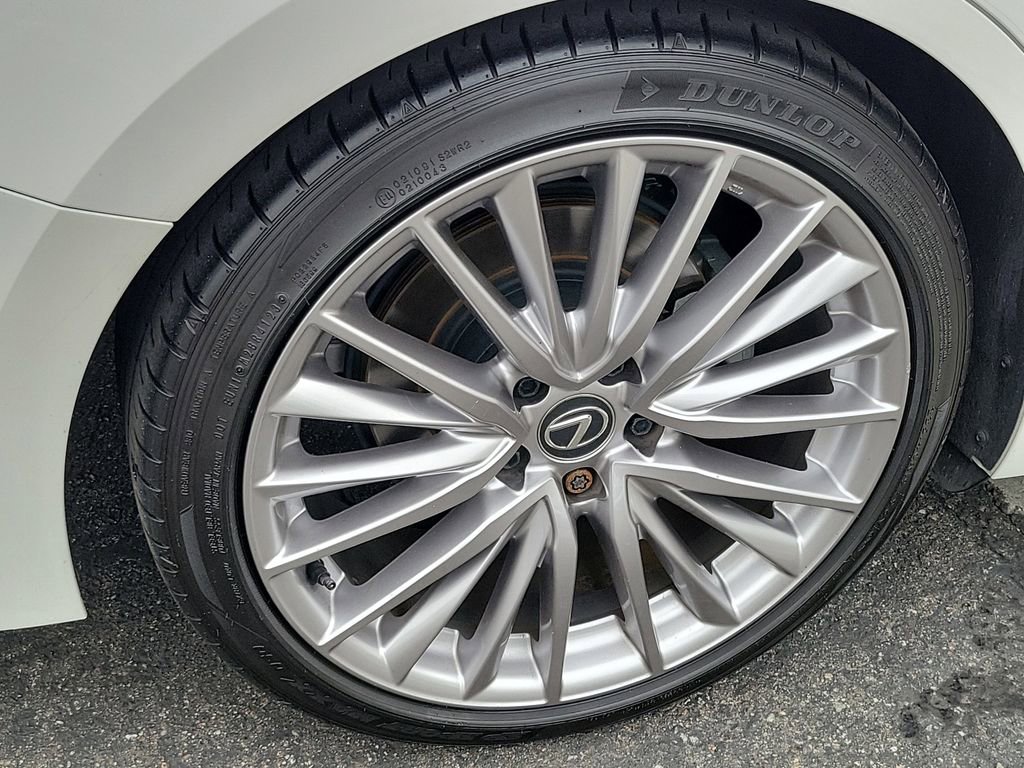 Used 2024 Lexus IS 300 w/ Premium Package RWD image 19