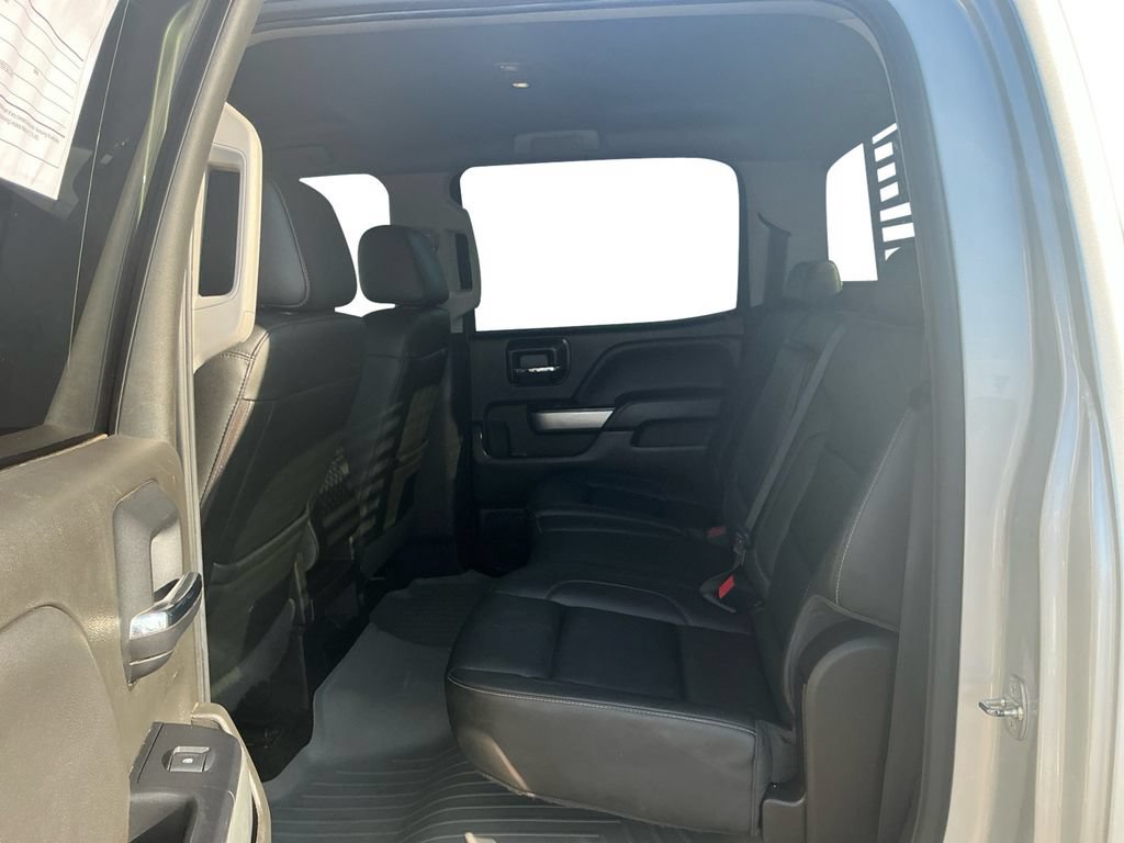 Used 2018 Chevrolet Silverado 1500 LTZ Z71 w/ Redline Edition AWD/4WD image 21