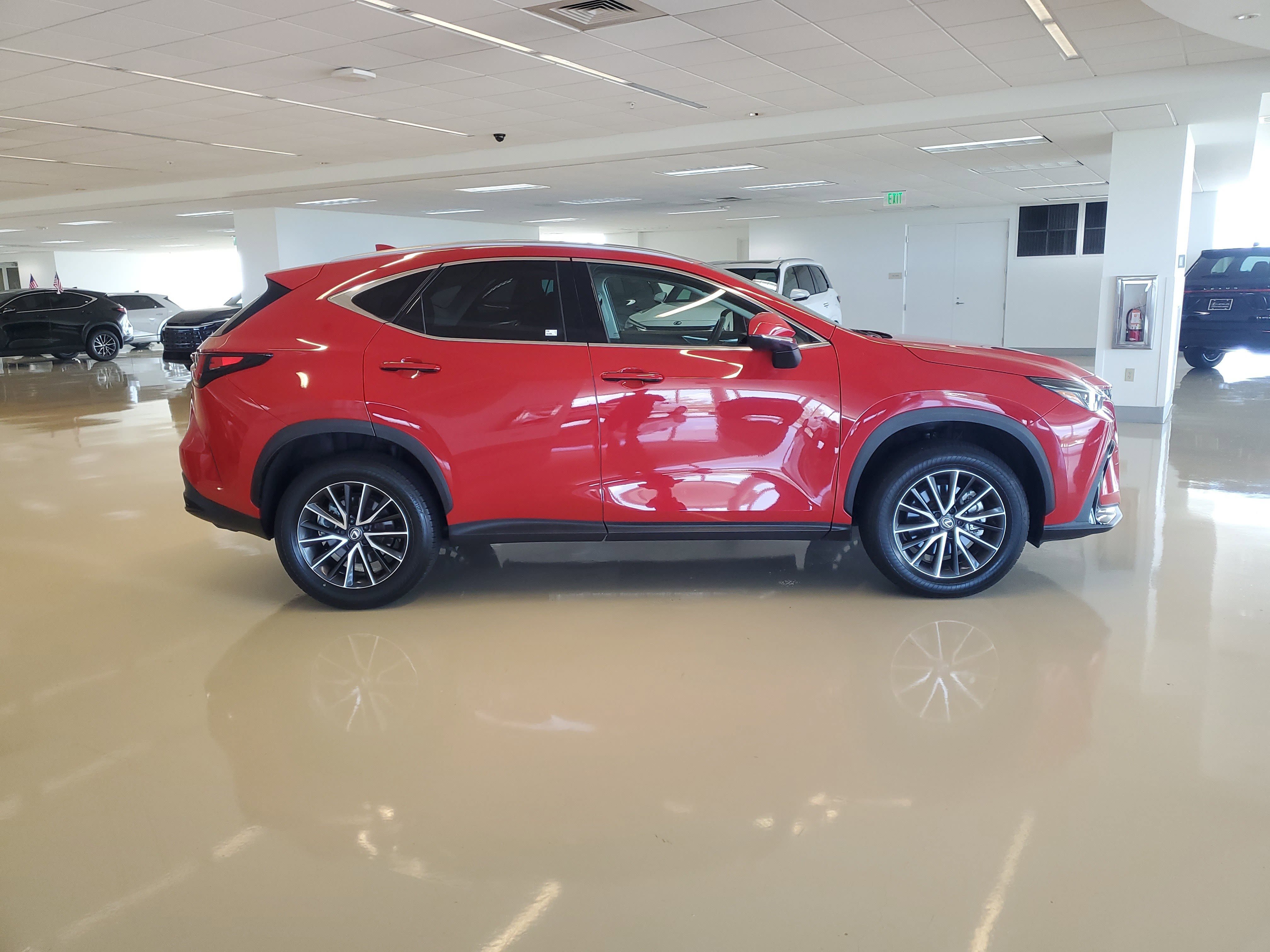 Used 2024 Lexus NX 250 FWD image 11
