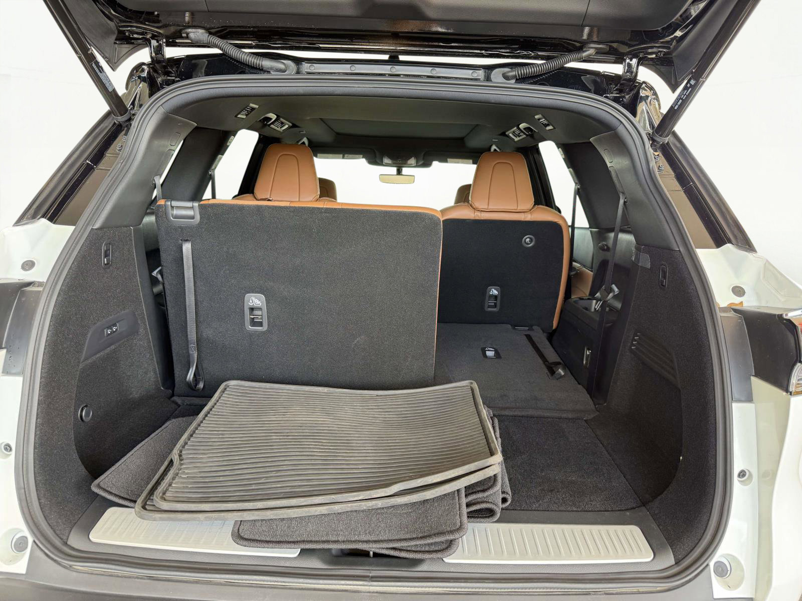 Used 2025 INFINITI QX60 Autograph image 28