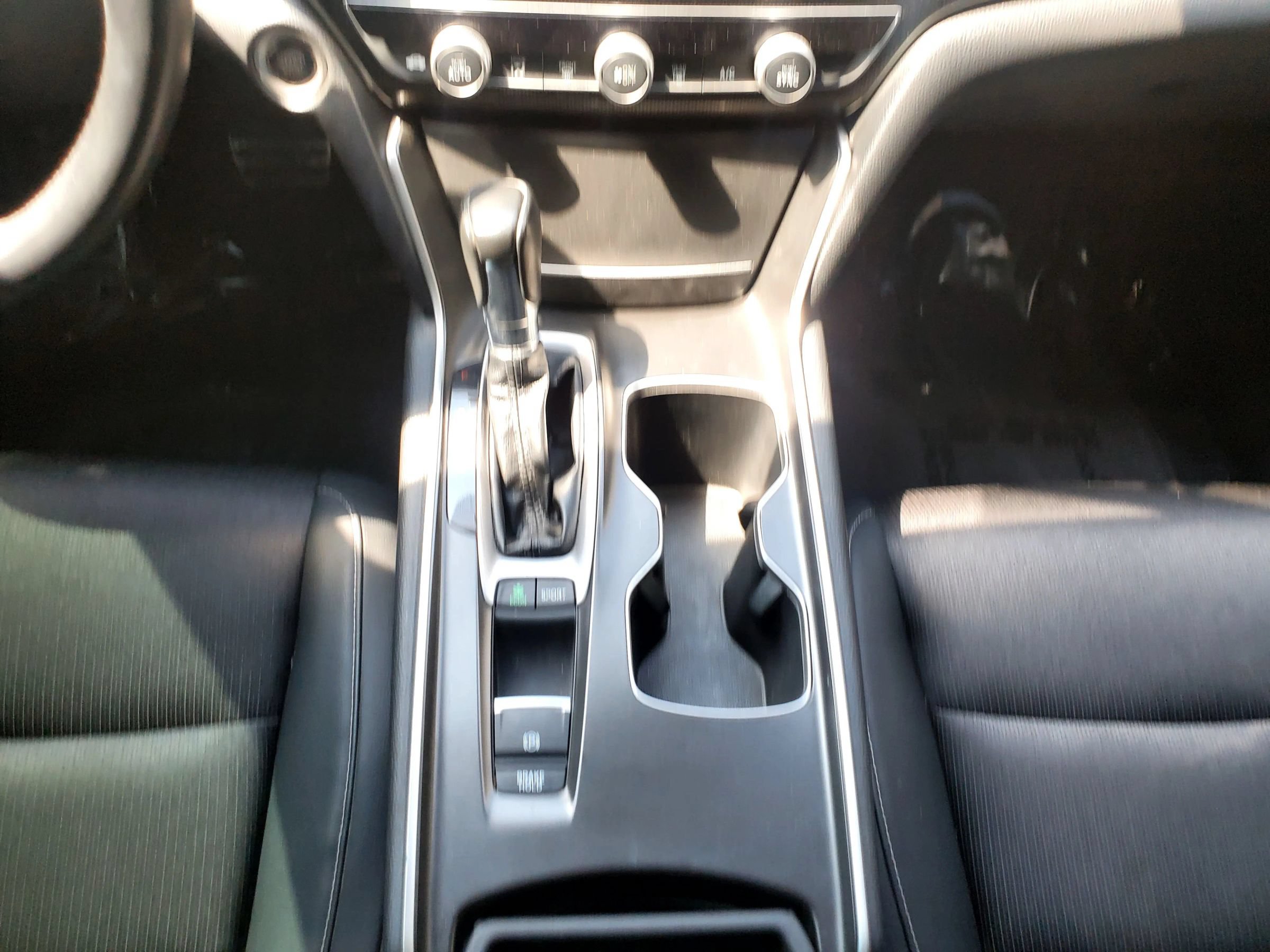 Used 2018 Honda Accord Sport image 37