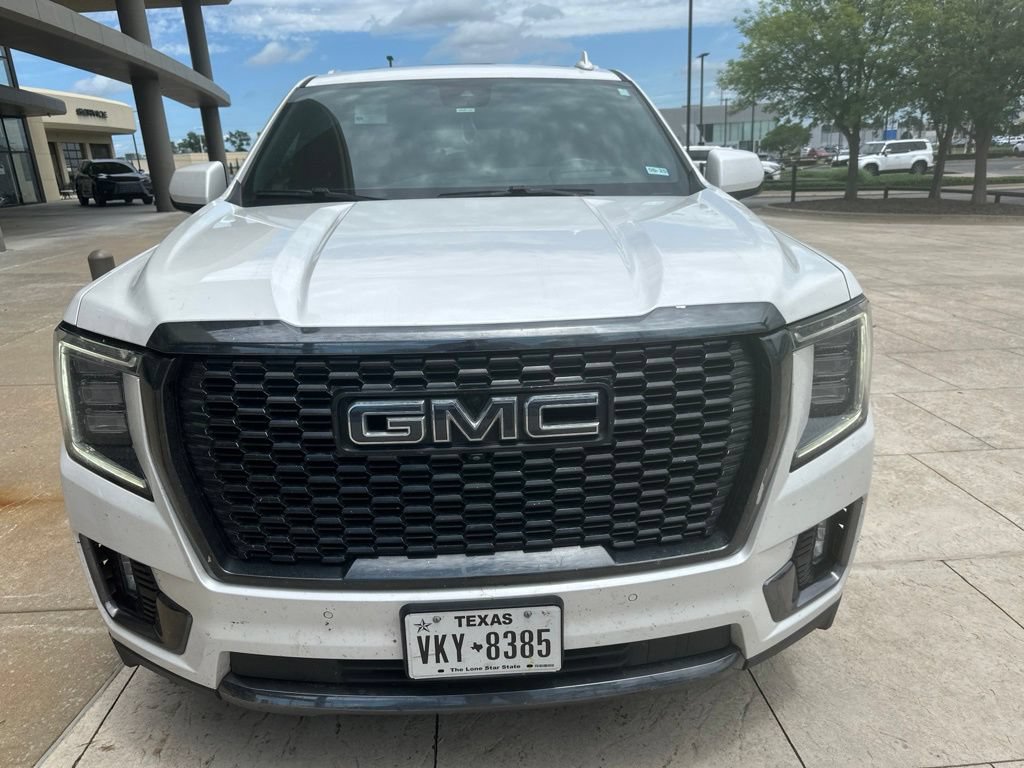 Used 2023 GMC Yukon Denali Ultimate AWD/4WD image 8