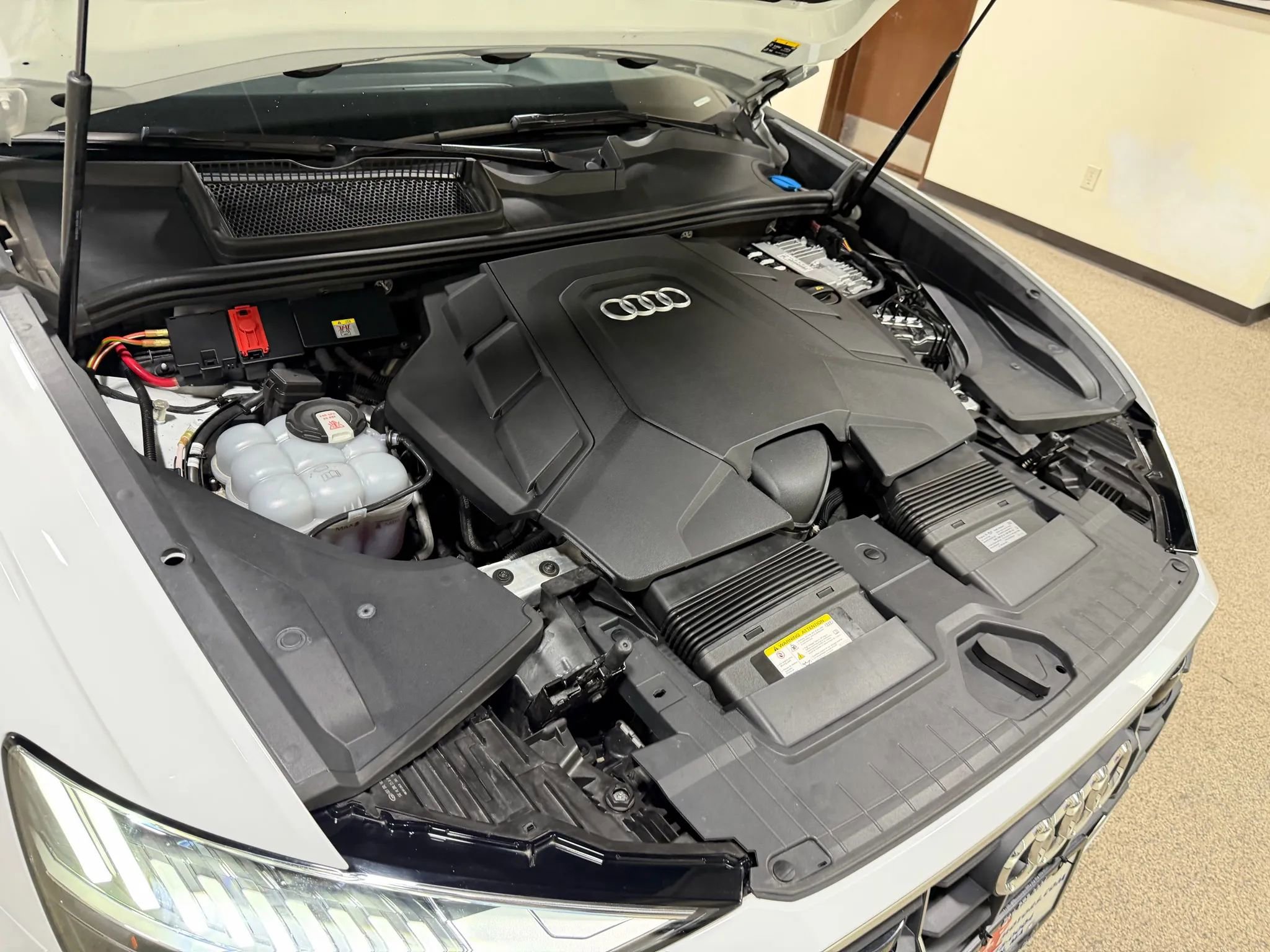 Used 2023 Audi Q8 Premium w/ Convenience Package image 59