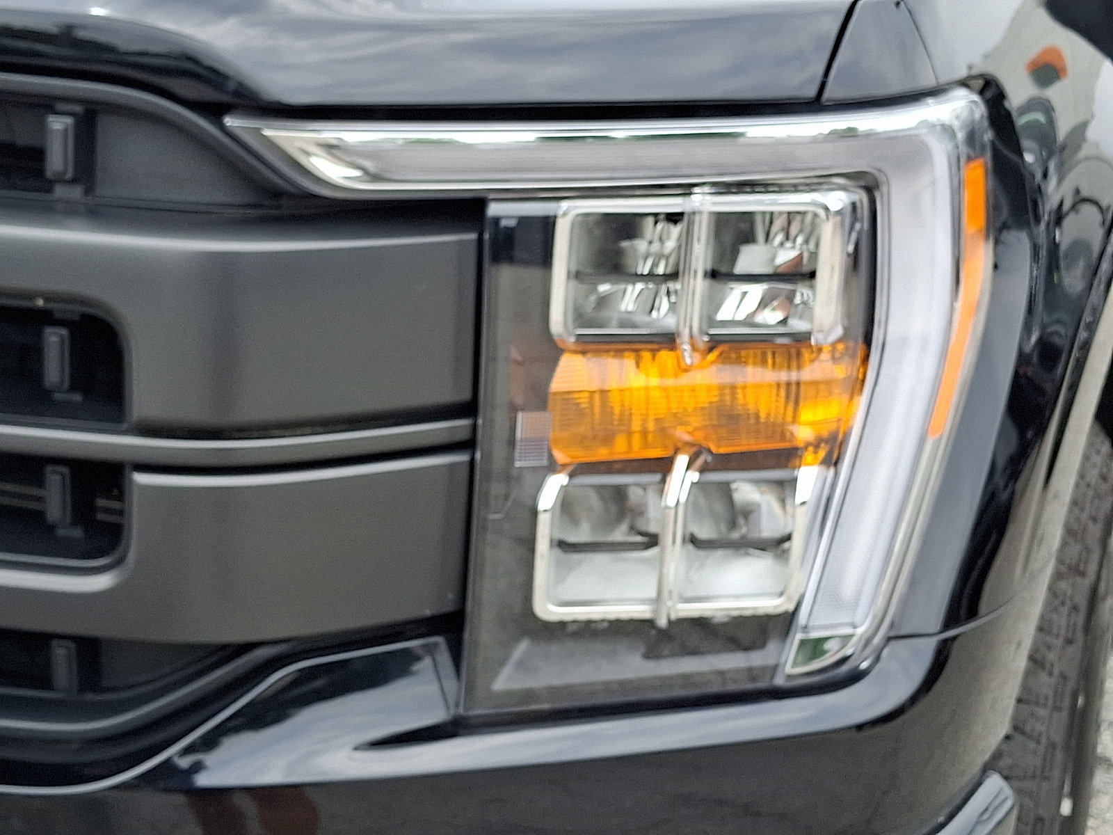 Certified 2023 Ford F150 Lariat AWD/4WD image 12