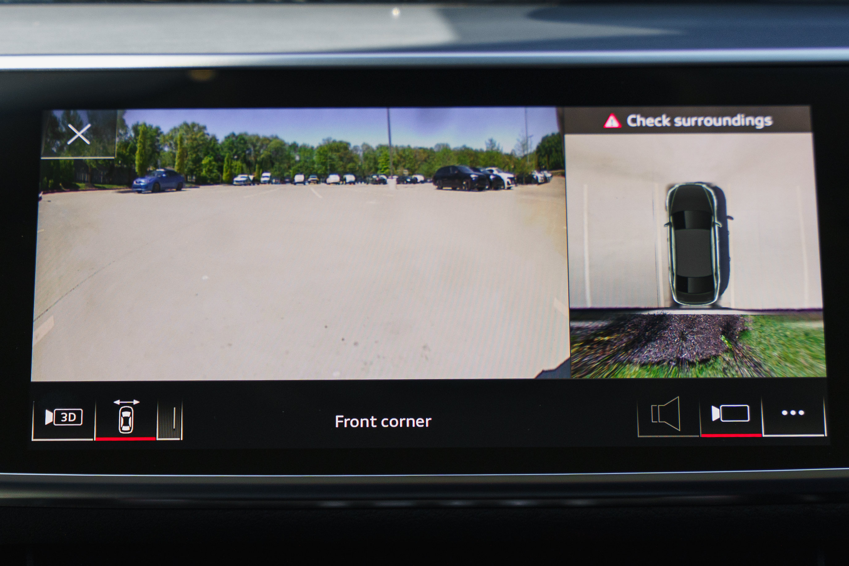 Used 2022 Audi S8 AWD/4WD image 14