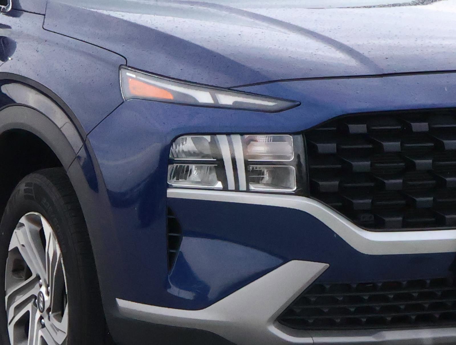 Used 2023 Hyundai Santa Fe SEL w/ Cargo Package image 7