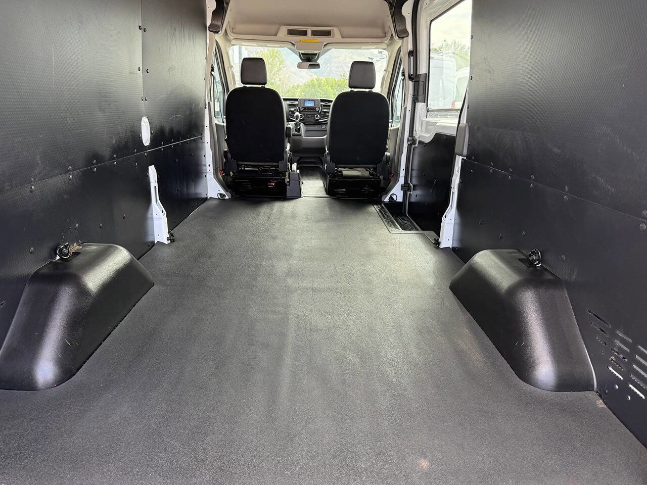 Used 2020 Ford Transit 250 Medium Roof w/ Load Area Protection Package RWD image 21