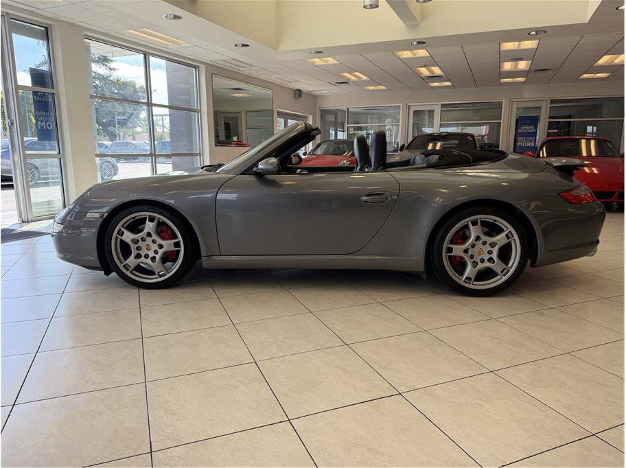 Used 2005 Porsche 911 Carrera S image 8