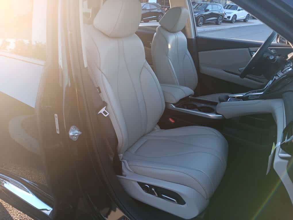 Used 2025 Acura RDX w/ Technology Package AWD/4WD image 19