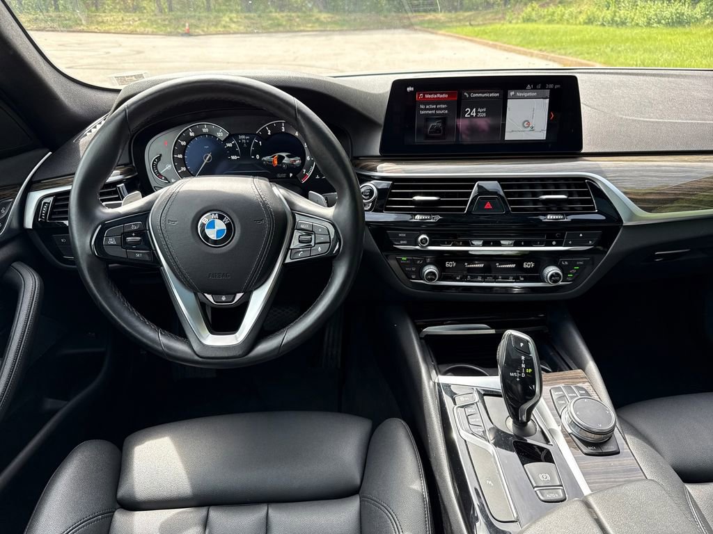 Used 2018 BMW 530i xDrive AWD/4WD image 21