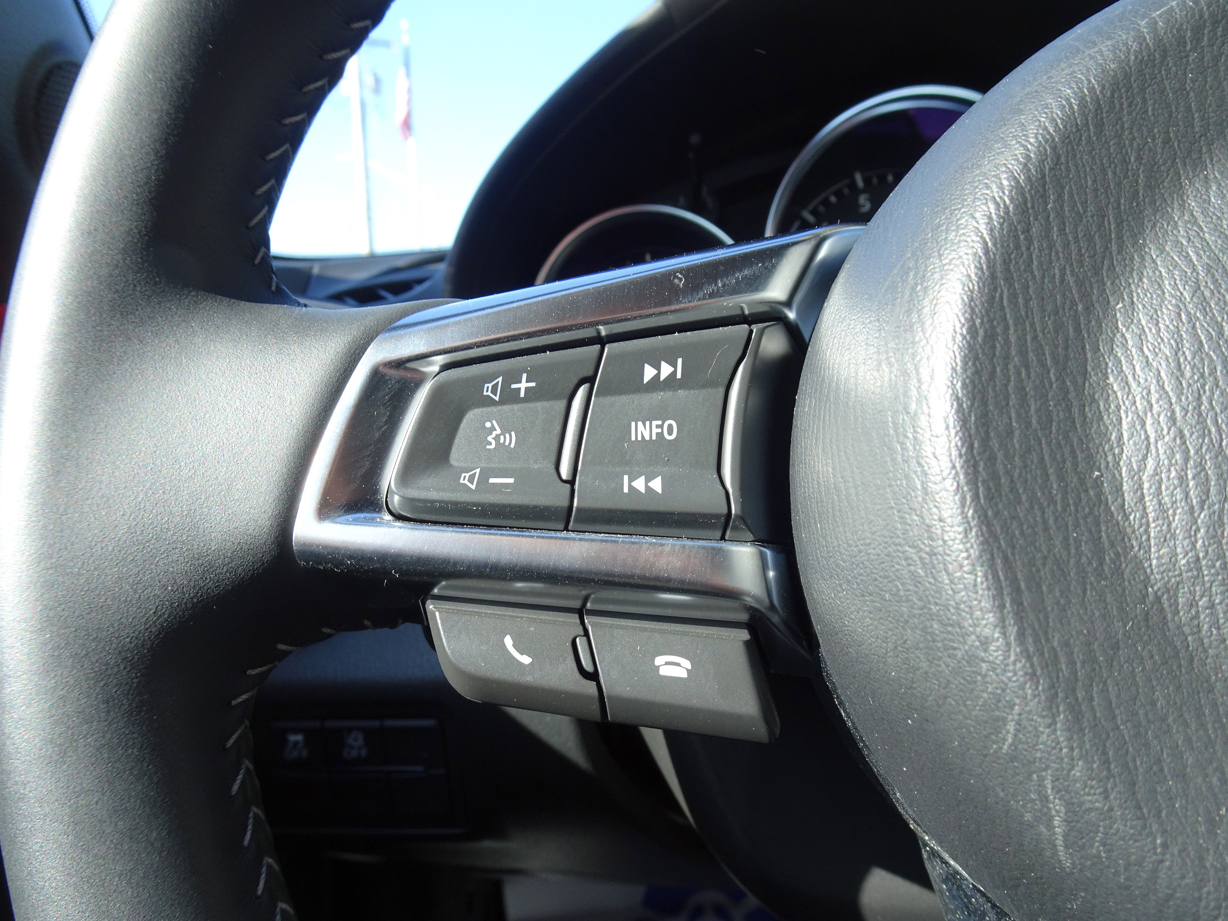 Used 2021 MAZDA MX-5 Miata Grand Touring RWD image 22