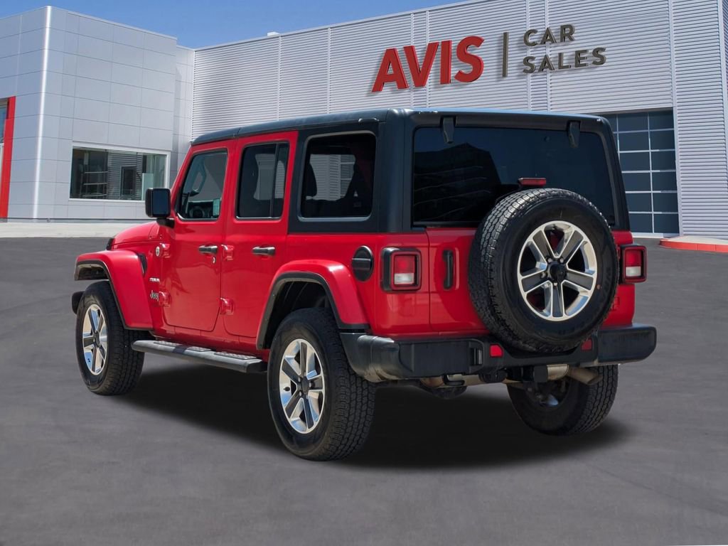 Used 2022 Jeep Wrangler Unlimited Sahara w/ Cold Weather Group AWD/4WD image 9