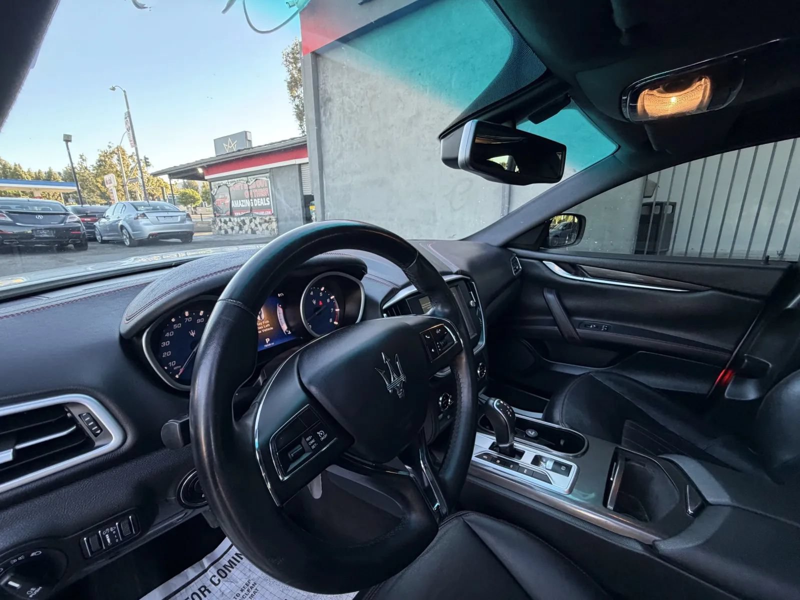 Used 2016 Maserati Ghibli RWD image 9