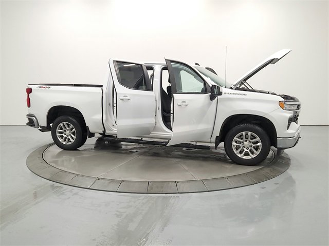 Used 2023 Chevrolet Silverado 1500 LT image 17