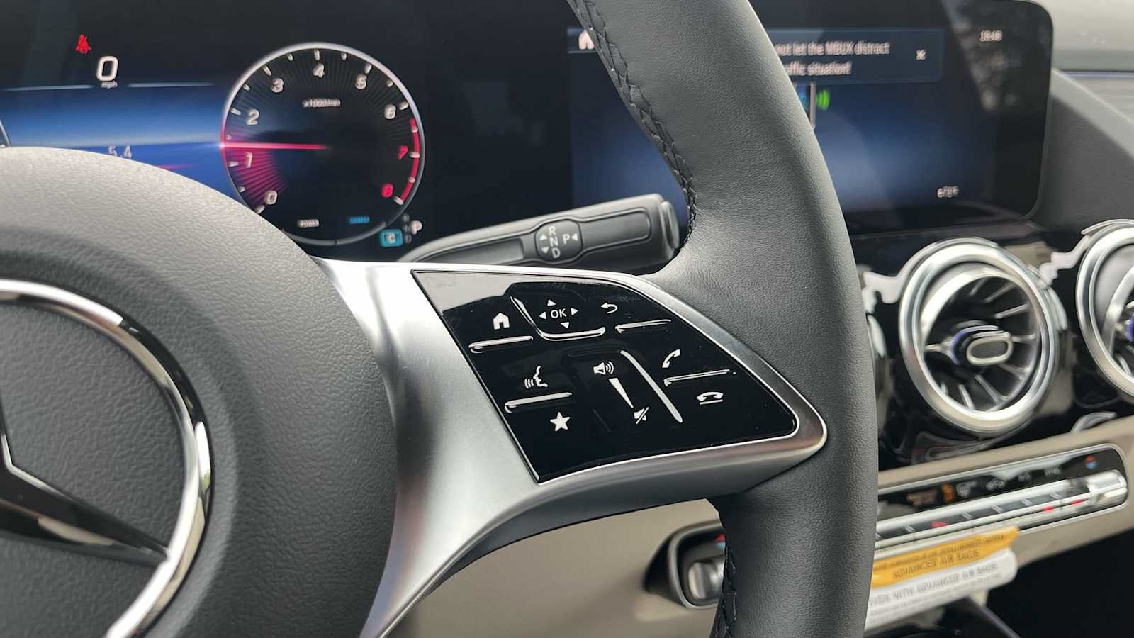New 2026 Mercedes-Benz GLA 250 4MATIC image 40