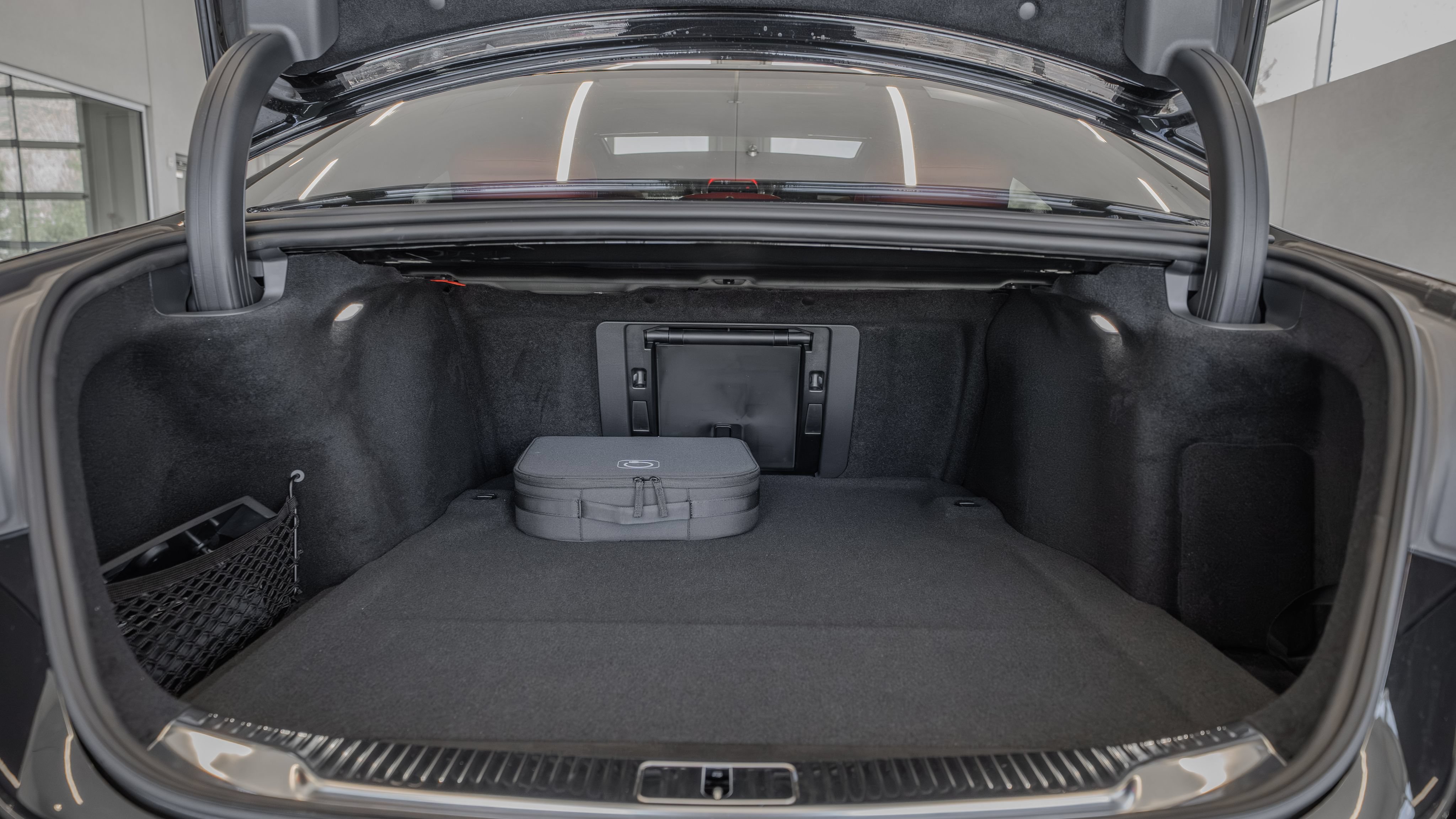 New 2026 Mercedes-Benz S 580e 4MATIC Sedan image 34