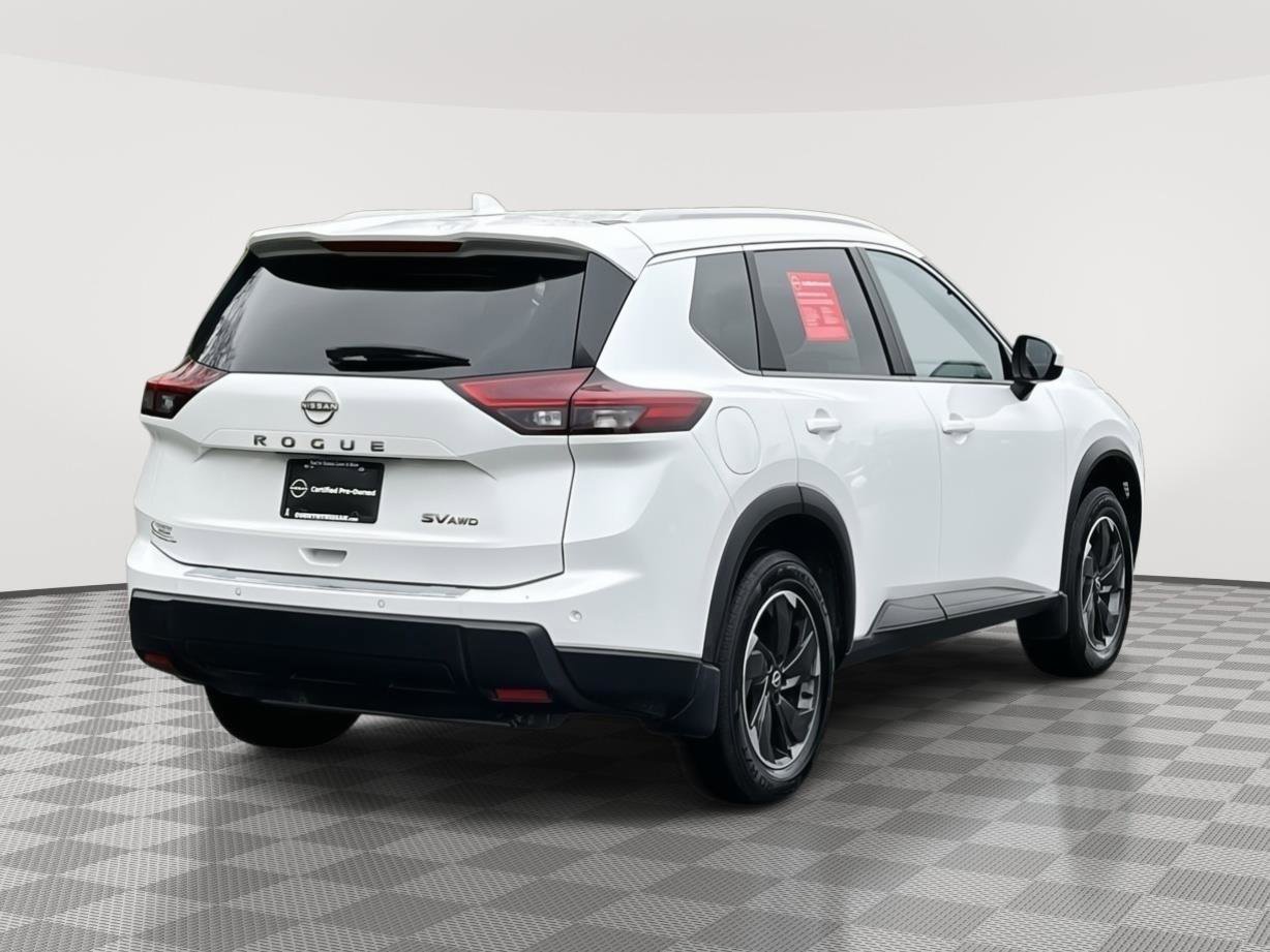 Used 2024 Nissan Rogue SV w/ SV Premium Package AWD/4WD image 5