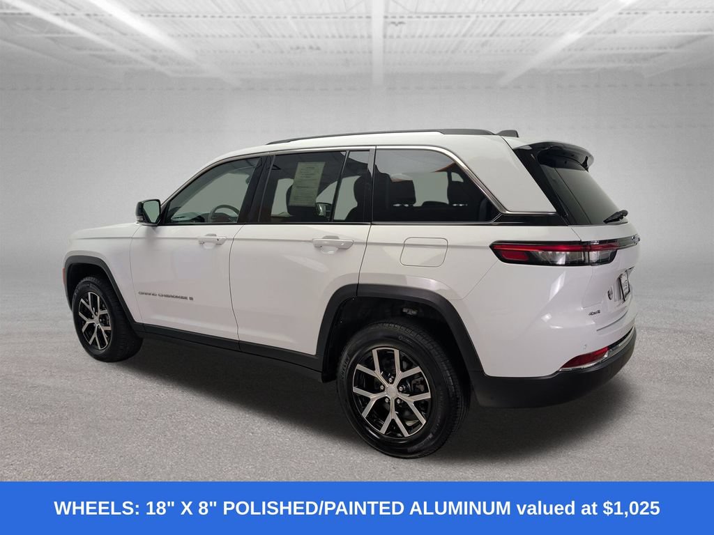 Used 2023 Jeep Grand Cherokee Limited AWD/4WD image 4