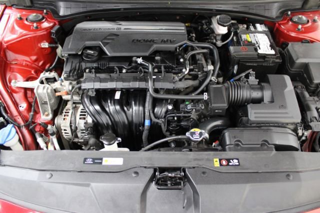 Used 2021 Hyundai Elantra SE w/ Cargo Package FWD image 25