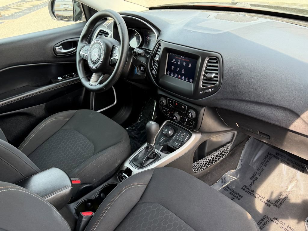 Used 2018 Jeep Compass Sport w/ Tech Group image 7