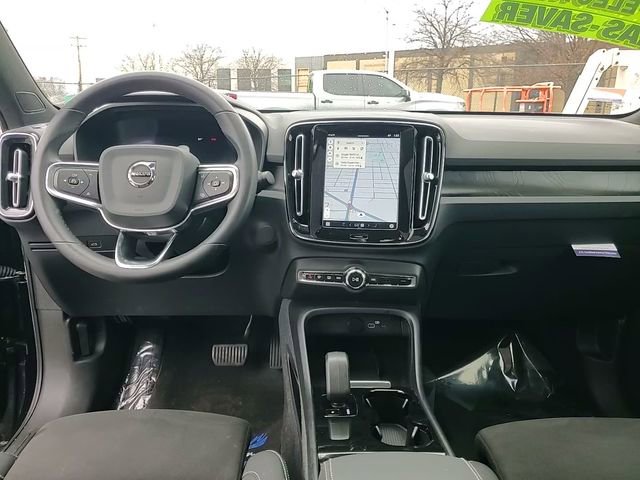 Used 2023 Volvo C40 P8 Recharge Ultimate image 12